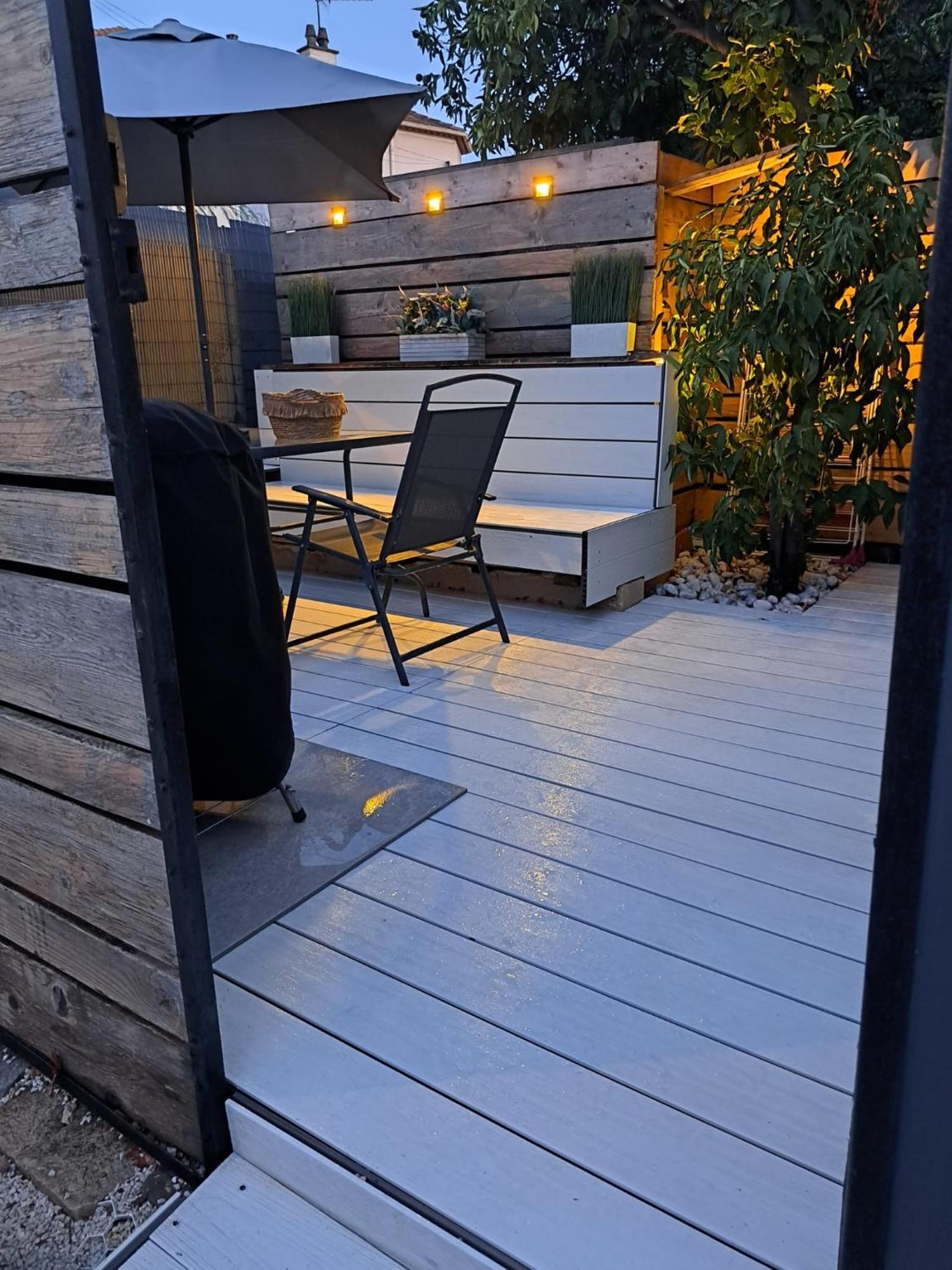 Seduisant Studio Avec Cour Privative La Crau Exteriér fotografie